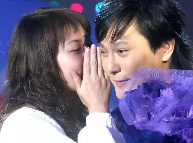 至今还未结婚的4位大龄男星,个个帅气多金,最大的已经61岁_何炅