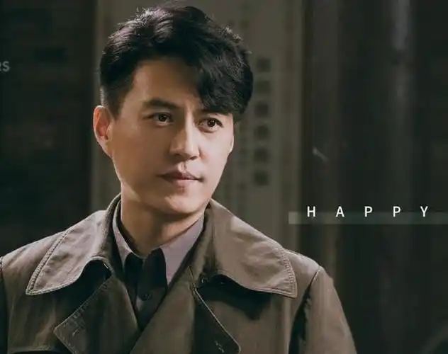 靳东和王丽坤主演,这部电视剧也确实比较精彩,据说当时是找到了陈道明