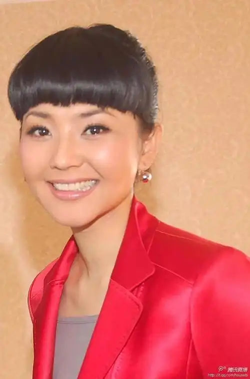 歌手方琼的个人资料 石家庄方琼个人资料 - 歌词译