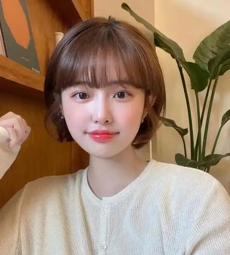 人到中年别瞎折腾头发这4种发型特减龄不烫不染洋气还好看