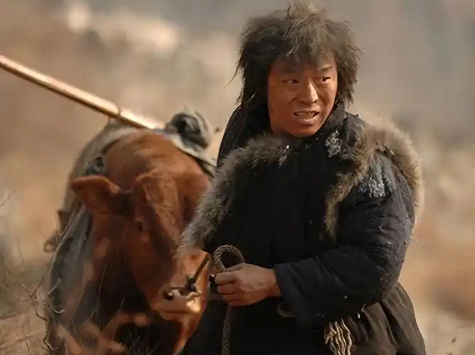 回顾农民工黄渤从酒吧卖唱到百亿影帝