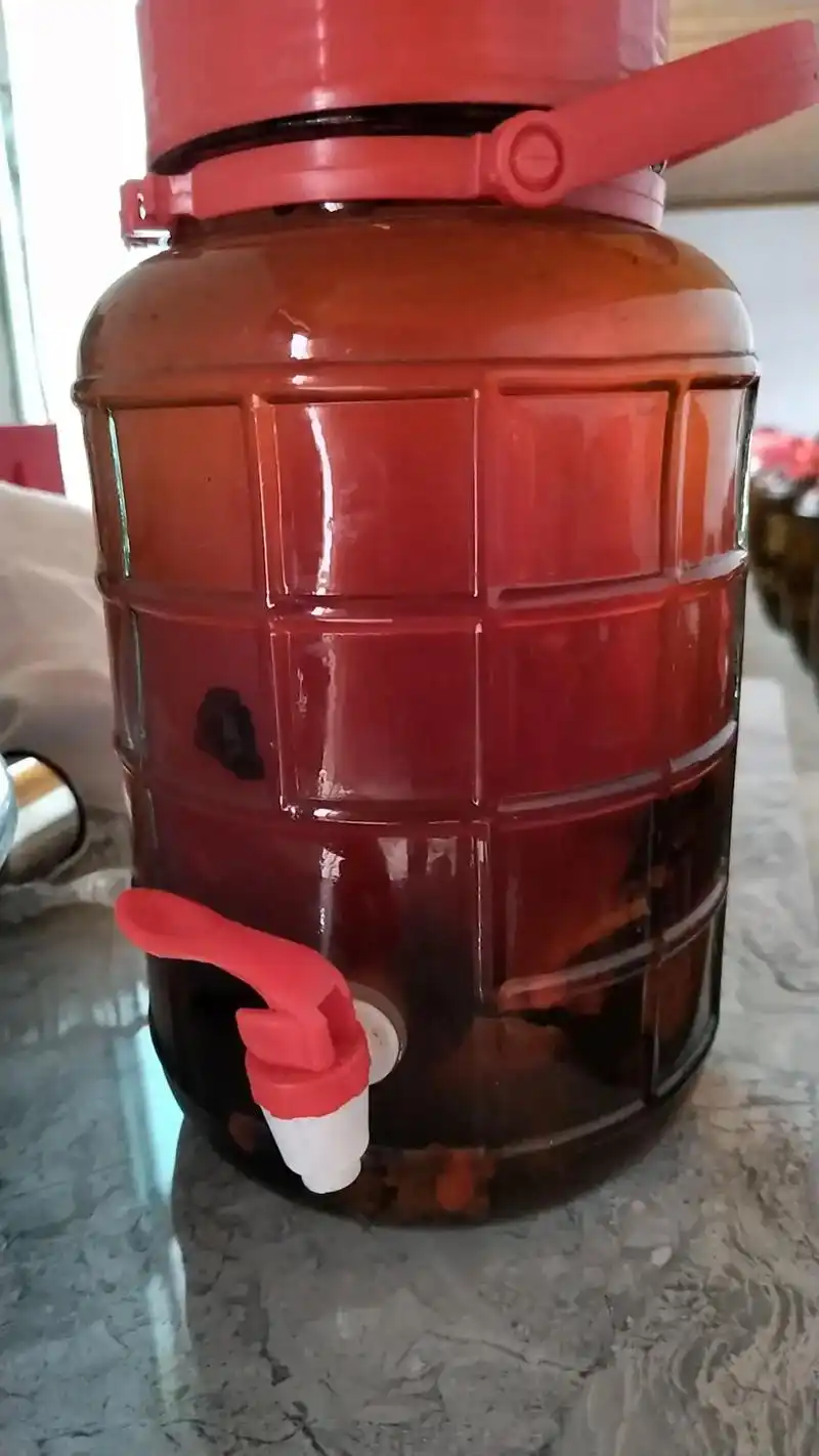 何首乌泡酒  明目增视,安眠养神,乌发防脱  性味      - 抖音