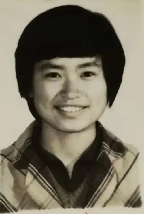 前81班,后80班黑白一寸相片集