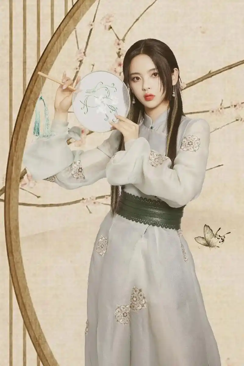 杨超越 #古装 #最美照片图片 超美的一组图片,绝 - 抖音