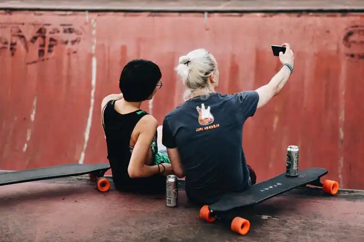 这时就是看你秀姿势水平的时刻了.