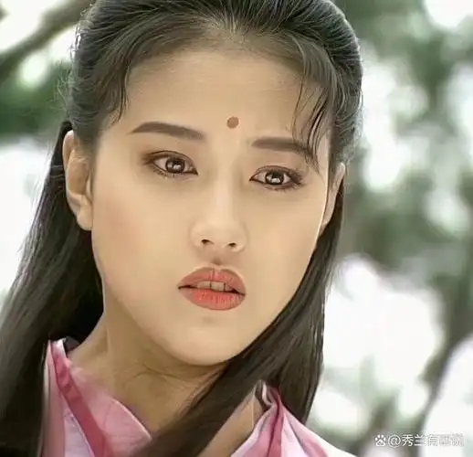 已故影星周海媚新居定在北京天寿陵园名人大道依然留恋北京