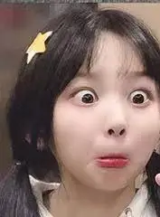 压力好大啊休息一天压力一天休息好大表情