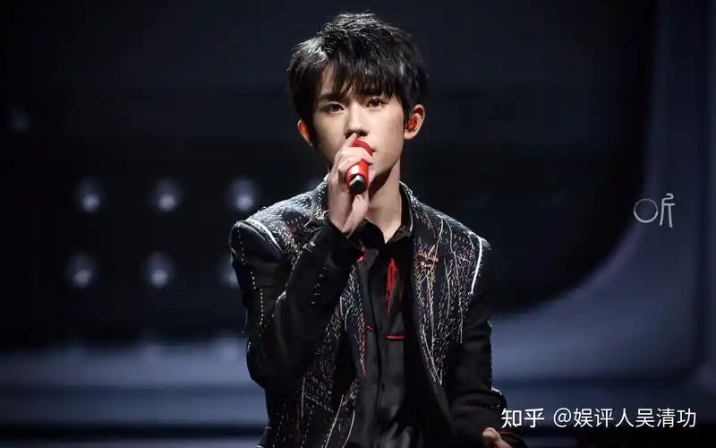 电影流量格局洗牌王一博又一部新片定档易烊千玺8个月没进组