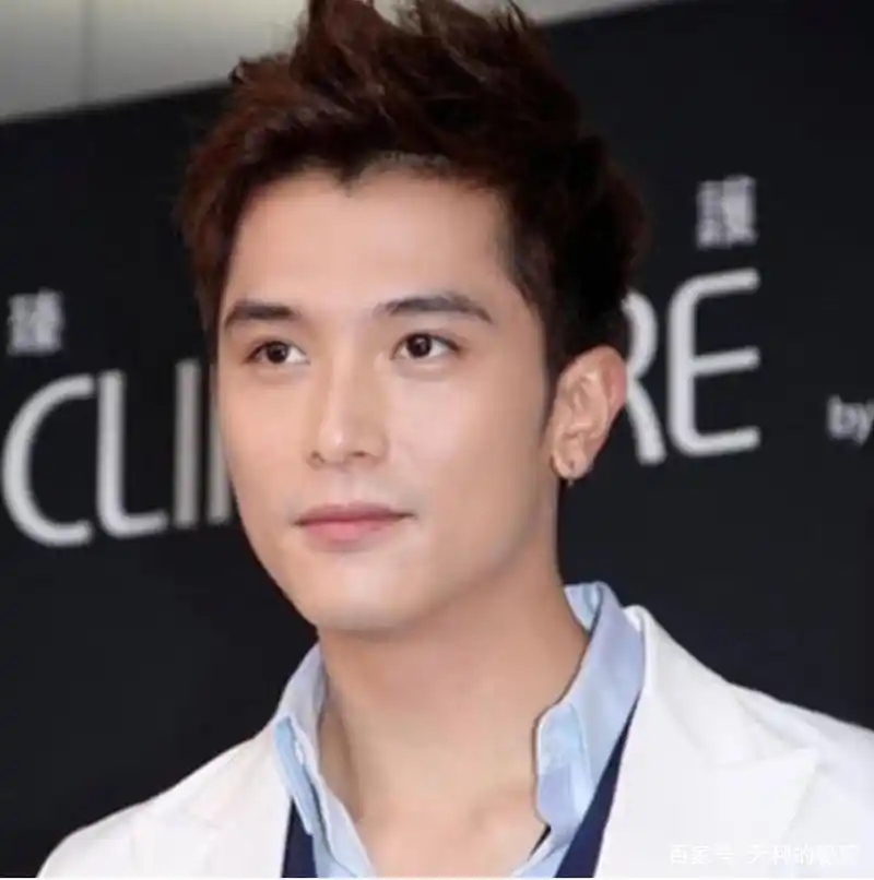 长相帅气的邱泽,为什么就是不火?