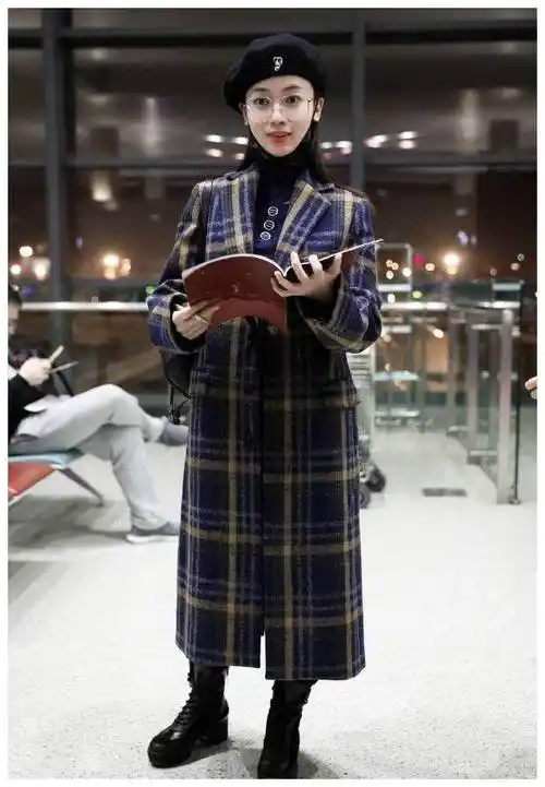 原创吴谨言洋气过头了吧松垮垮的一身矮矬矬的气质都没了