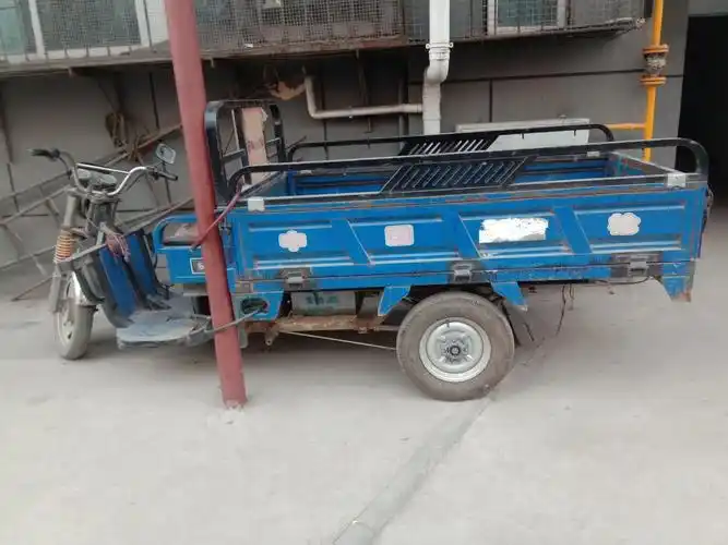 出售五块大水电瓶三轮车