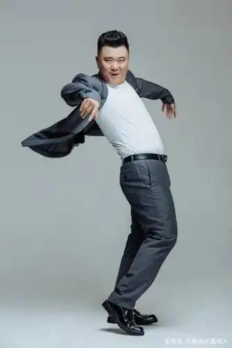 "北部歌王"一个歌手的成名之路——记步履不停的灵魂歌者付鹰