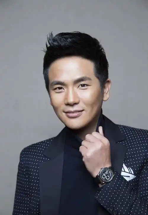 斓曦略显发福已是孩子妈,张晓龙仍未婚?_事情_陈思斯_观众