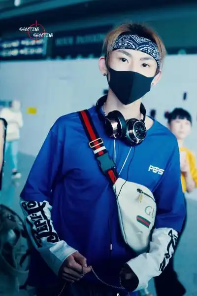 蓝色朋友小鬼王琳凯/喜.