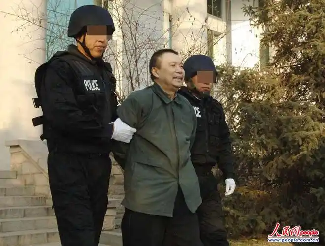 死刑犯临刑一幕一毒贩赴死居然面有笑意