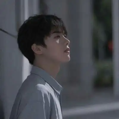 抖音个性头像高清超酷男生图片 很好看的唯美男头真人图片全集_男生头