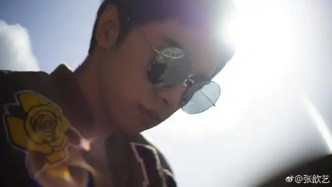 华晨宇超话#华晨宇2024向阳而生#  旅途的花样里面的壳壳盒须须呀