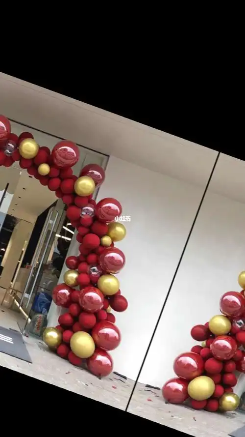 男装店拱门气球布置