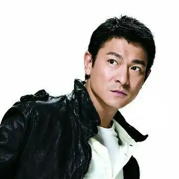 经常来钟村工业园区送货今天跟几个朋友在雄峰城吃饭