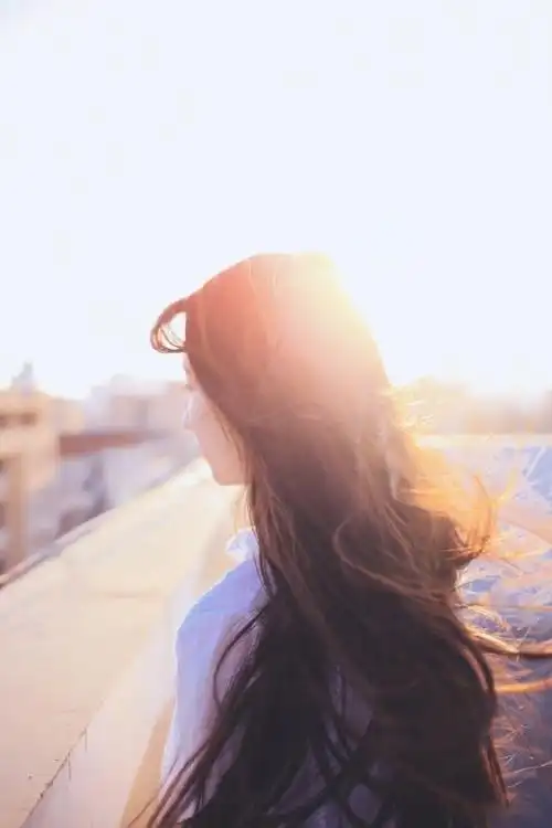 想你是一件很美好的事就给我一段柔软的时光吧让我在夕阳中安静的想你