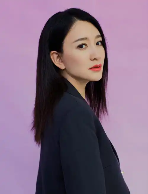 李小冉白色长裙优雅写真图片66