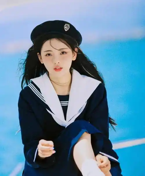 校服,jk,水手服…制服魅力大展现 看刘亦菲,赵露思…演绎美丽_造型