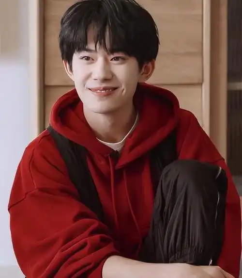 《这就是街舞》里,我和韩庚,黄子韬这些前辈比拼,一路过关斩将,终于用