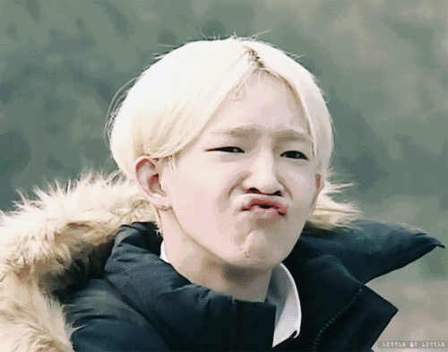 南太铉winner哼傲娇噘嘴gif动图_动态图_表情包下载_soogif