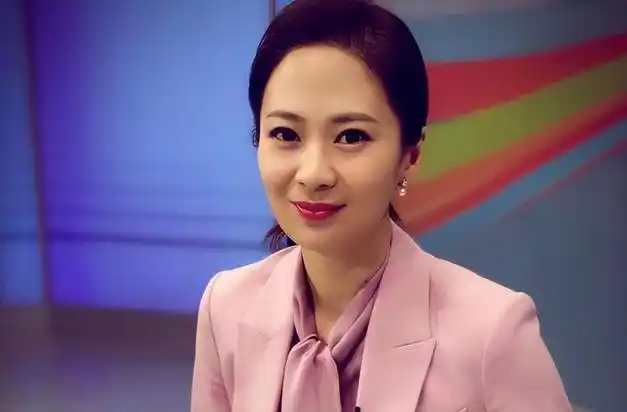 陈蓓蓓对老家江西一往情深的美女主持生双胞胎女儿幸福美满