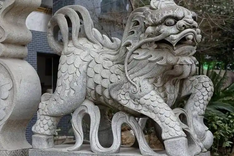 民间神兽麒麟和貔貅,真实存在还是神话传说?两者有什么区别?