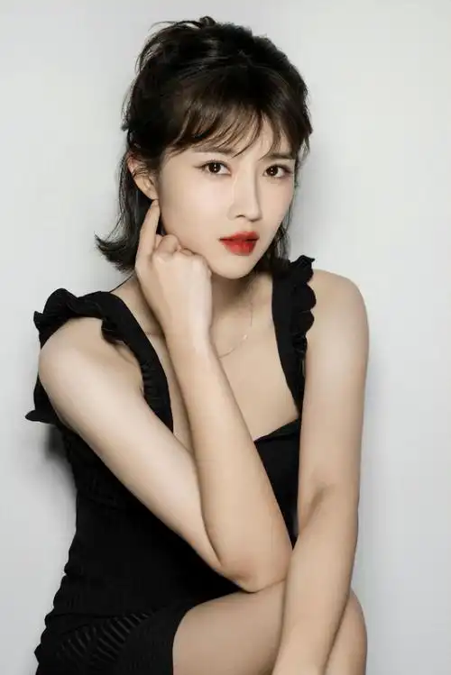 "#图文万粉激励计划#2022年10月,知名女演员奚望宣布离婚.