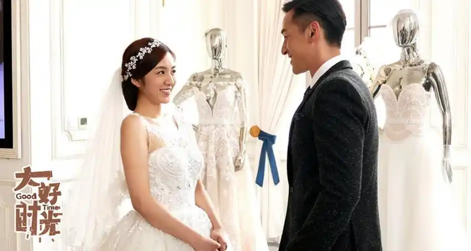 胡歌王晓晨今天官宣领证王晓晨晒婚纱照