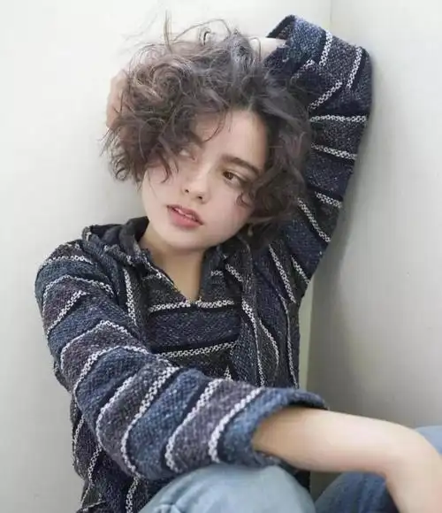 短发爆炸头释放你的个性