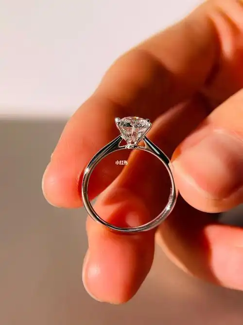 经典永不过时,1克拉极细版六爪钻戒95