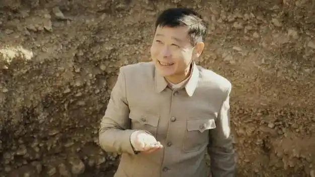 是央视看到的年代剧,老戏骨令人拍案叫绝|演员|霍青|王劲松_网易订阅