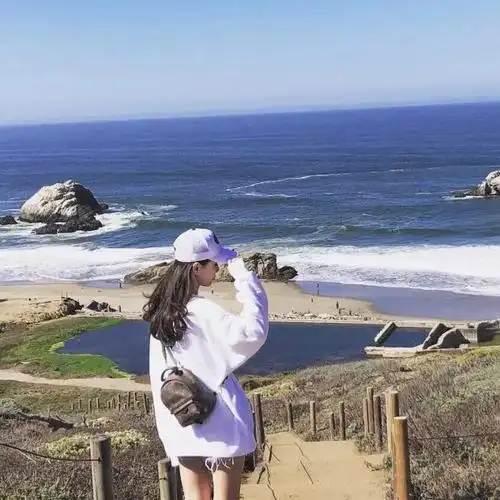 女生海边风景微信头像
