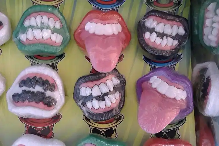 把糖果做成这些"怪异"的形状,如何下得了口?