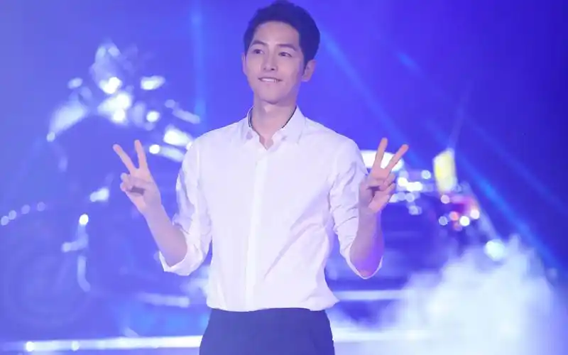 宋仲基快乐大本营图片桌面壁纸