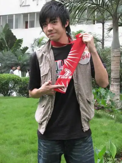 内地音乐 2007《快乐男声》专题 正文  新浪音乐讯 4月15日下午6点,"