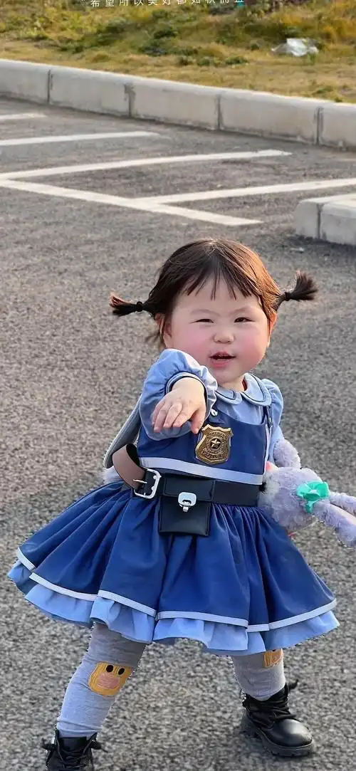 可爱死了!#萌娃头像 #阔爱炸了 #最萌小女孩 #被 - 抖音