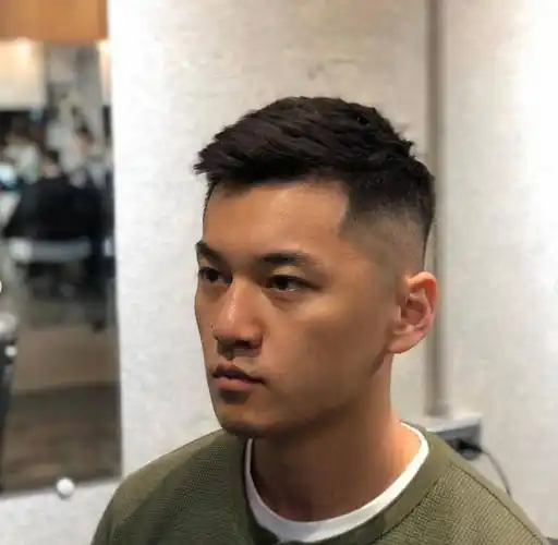 原创男人年过40岁发型总选不好这三种造型帅气不油腻简单好看