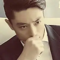 霍建华照片头像图片