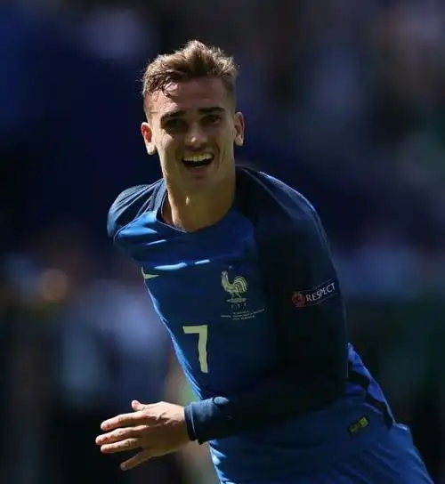 美食 2016法国第15届欧洲杯 写美篇金靴奖 法国_安东尼-格列兹曼(6球)