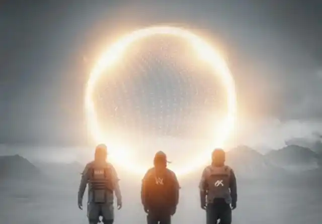 封面里,一如很多的电音专辑,充满了科幻的元素.