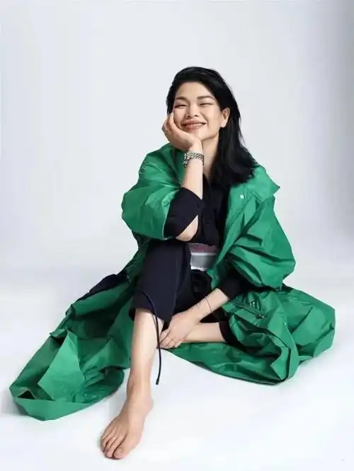 出身江西农村,却嫁法国贵族,超模吕燕的故事远比你想得更精彩