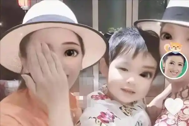 唐嫣罕见晒女儿2岁小小糖扎丸子头骑平衡车罗晋的话真相了