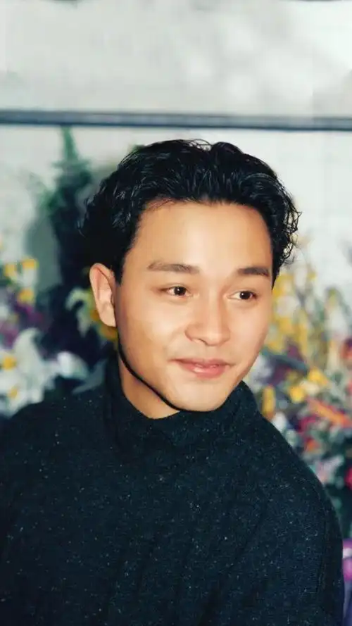 张国荣是吃可爱长大的吗,也太甜了吧,心动了!