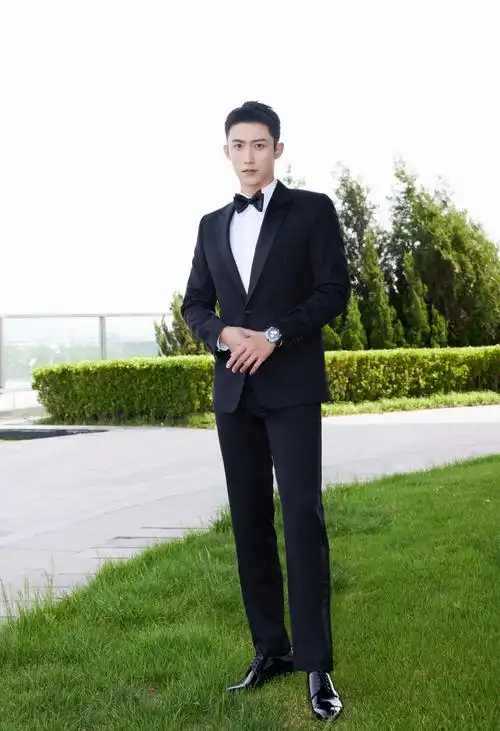 黄景瑜北影节黑西装造型##电影检察风云