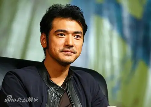 图文:《武侠》恳谈会-《武侠》主演金城武