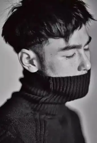 什么短发适用于长脸的男生们 新体验帅酷男生的短头发图片大全